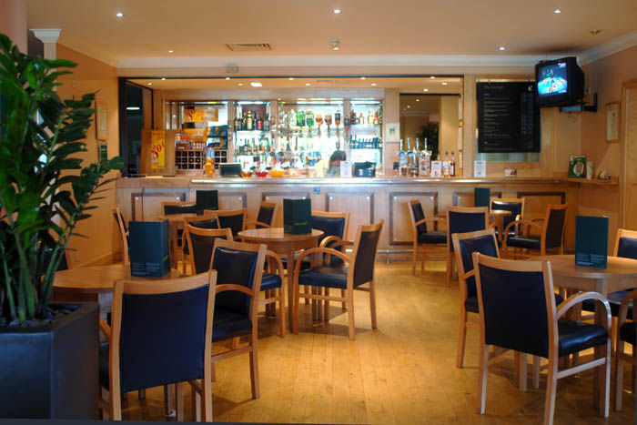 Holiday Inn Leeds-Wakefield M1 Jct40, An Ihg Hotel Restaurante foto